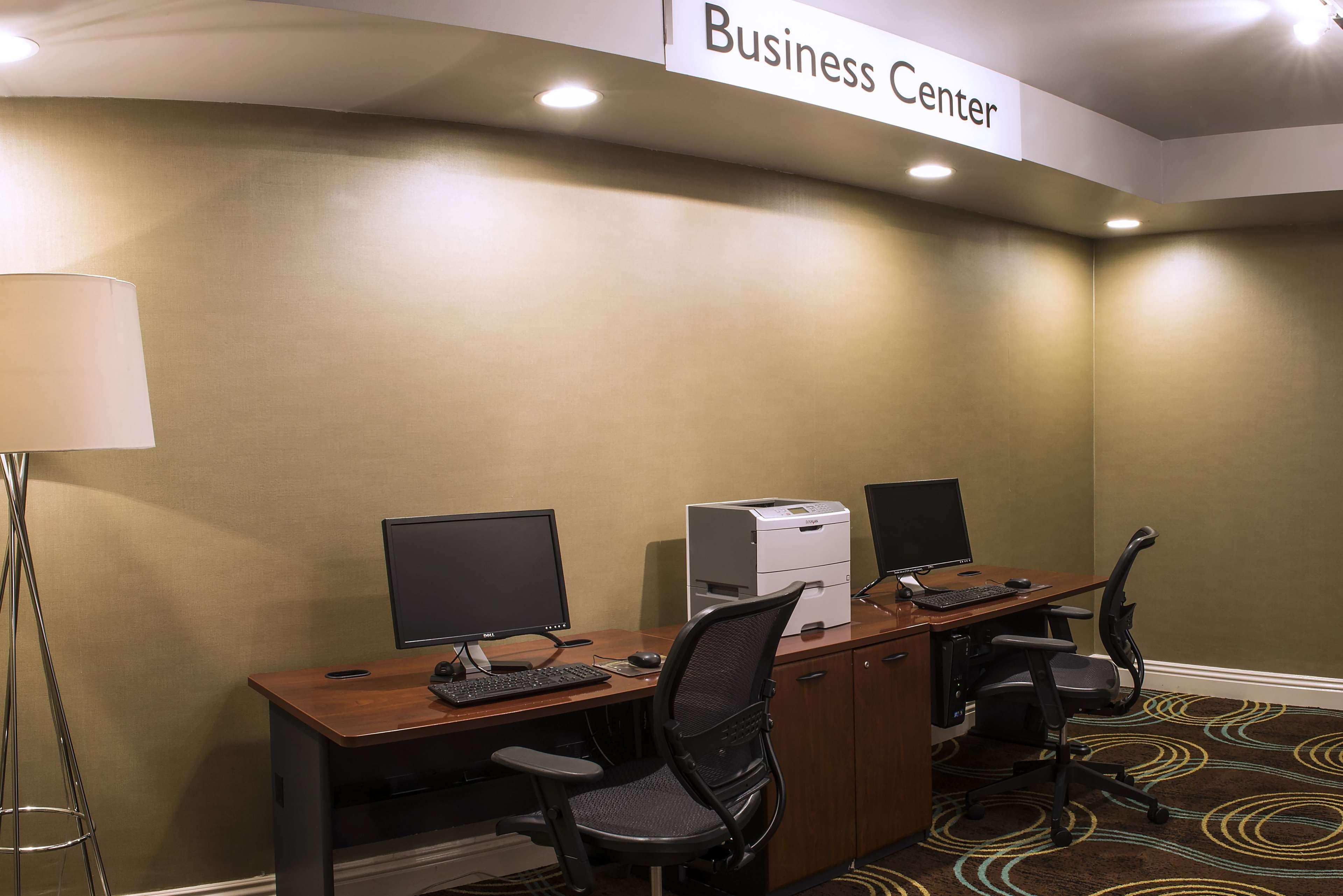 Doubletree By Hilton Whittier Hotel Екстериор снимка