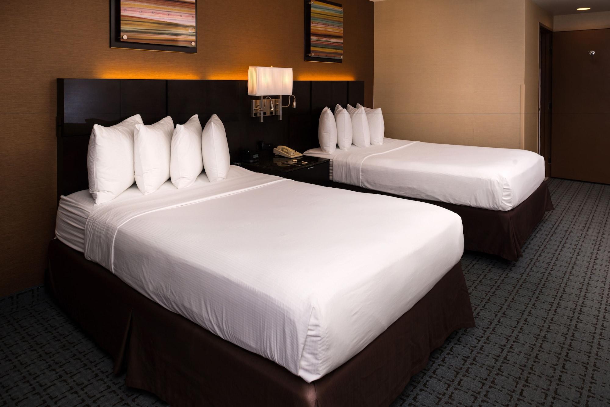 Doubletree By Hilton Whittier Hotel Екстериор снимка